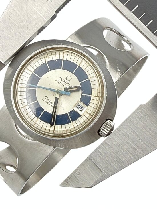 Retro 1970s OMEGA Geneve Dynamic Tool 102 Steel Bracelet Blue Sector Dial Watch
